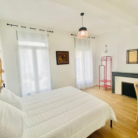 Bright For 4 In Downtown Appartement *